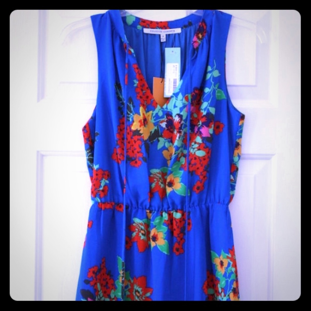 Collective concepts Dress